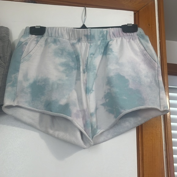 Love Fire Girls shorts 2 pairs size Large - Picture 3 of 9